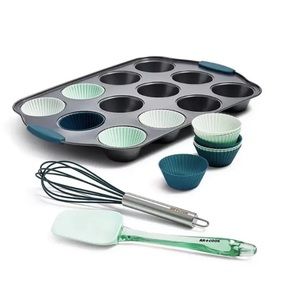 Art+Cook 15-Pc. Cupcake Pan, Silicone Liners & Tools Set Mint Green/Turquoise